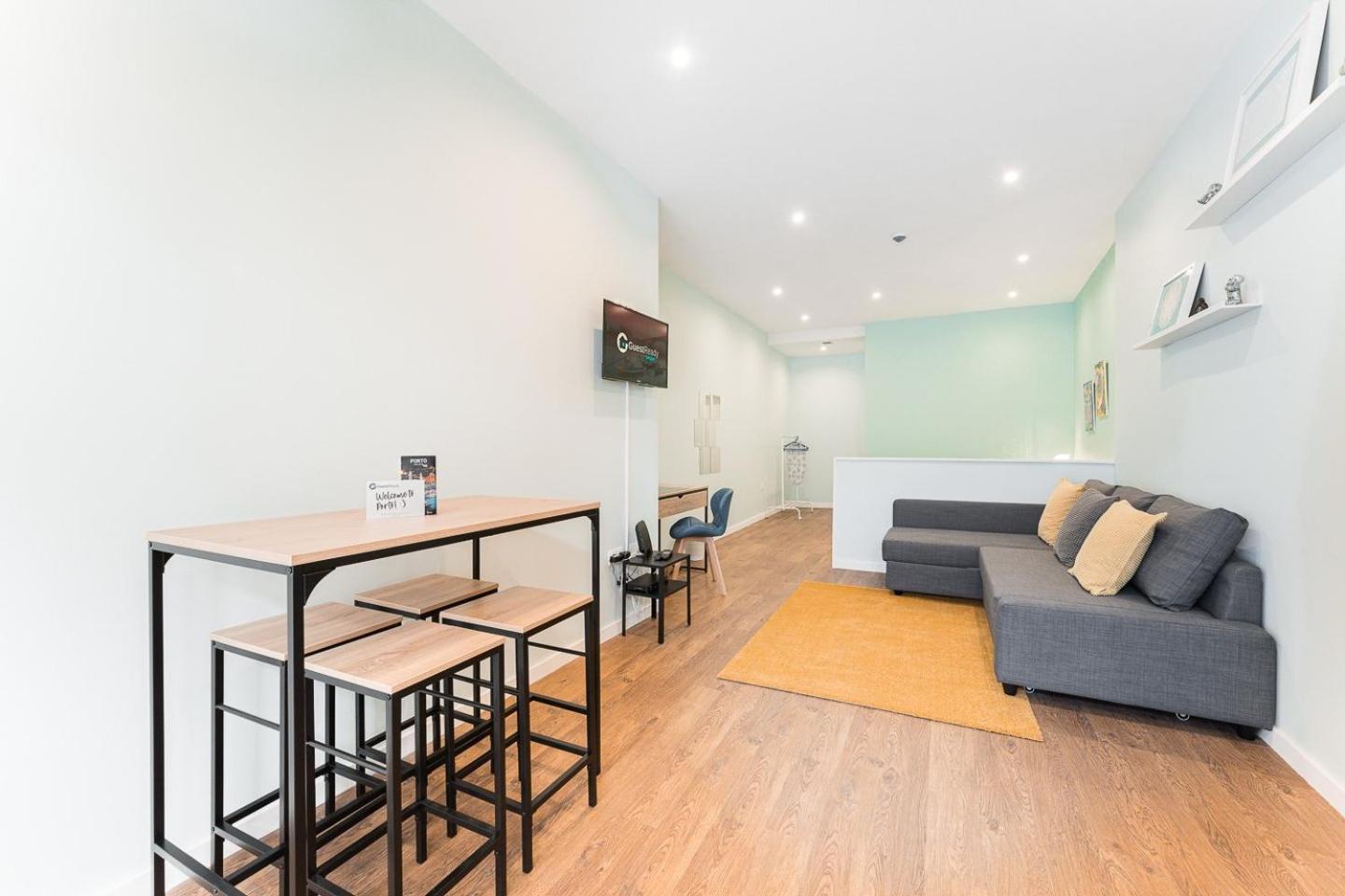 Guestready - The New Moonstone Office Apartment